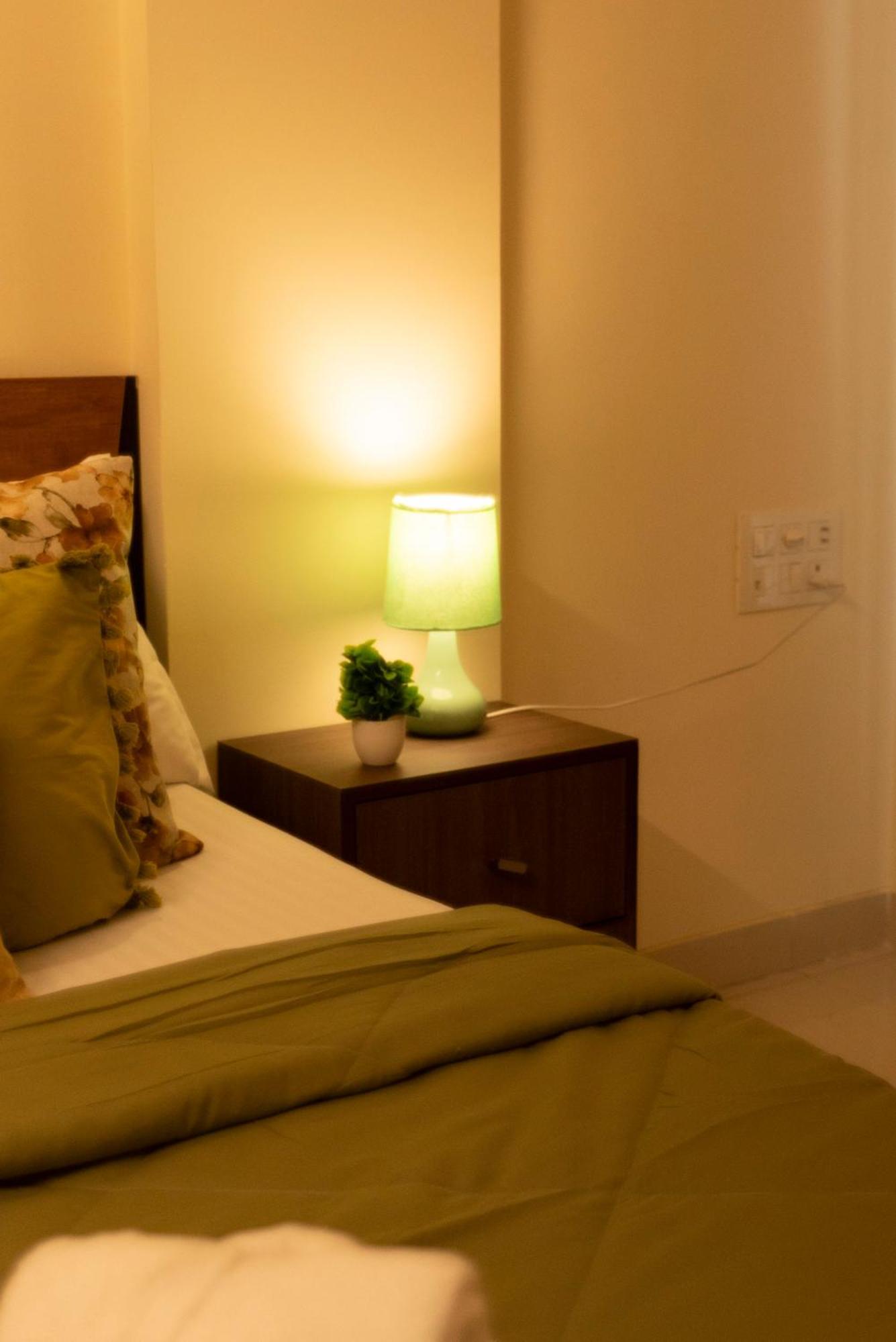 Spacious, Stylish, Upper Floor 3bhk Near Bkc *